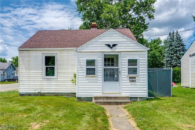1901 Root Ave NE, Canton, OH 44705 - photo 1