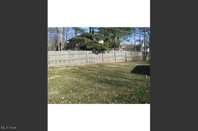 5000 Dimson Dr N, Columbus, OH 43213 - view of fenced backyard