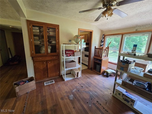 3005 Moore Ave SE, Canton, OH 44707 - photo 12