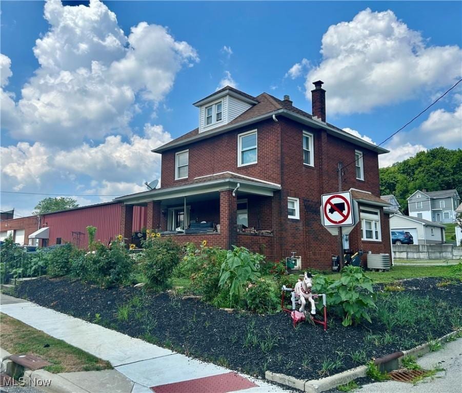 342 E Liberty St, Lowellville, OH 44436 - photo 2