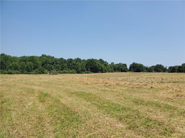 Munn Rd, Chagrin Falls, OH 44023 - photo 2
