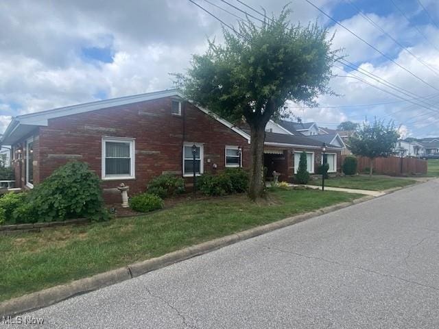 2209 Lincoln Ave, Parkersburg, WV 26101 - photo 2