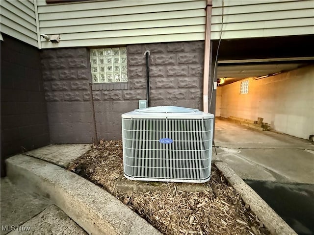 1257 Elmhurst Dr, Weirton, WV 26062 - exterior view of a cooling unit