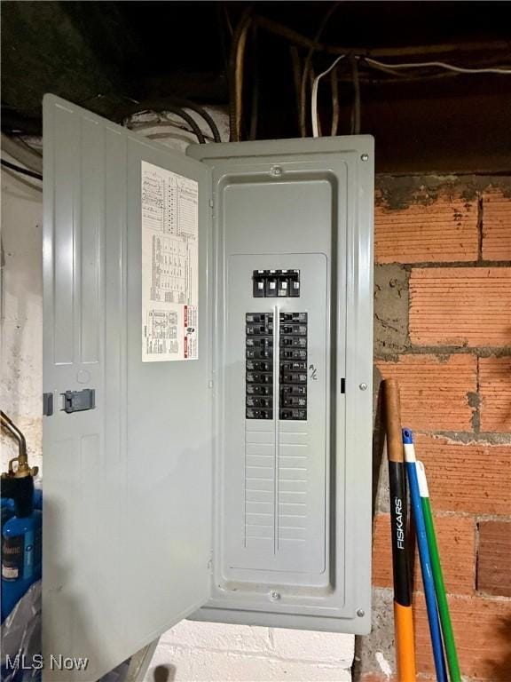 1257 Elmhurst Dr, Weirton, WV 26062 - utilities with electric panel
