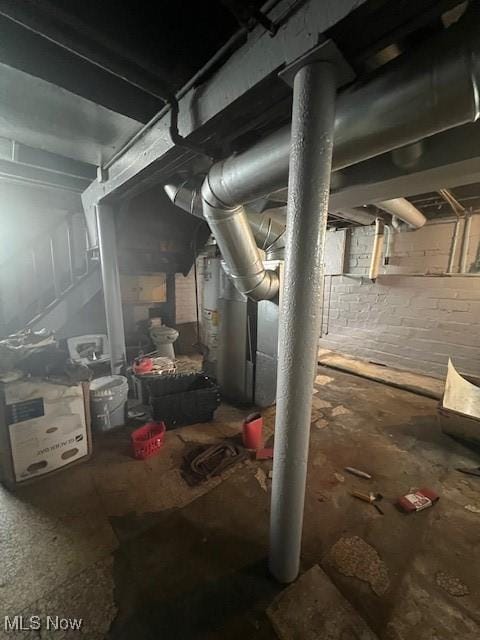 15301 Parkgrove Ave, Cleveland, OH 44110 - photo 20