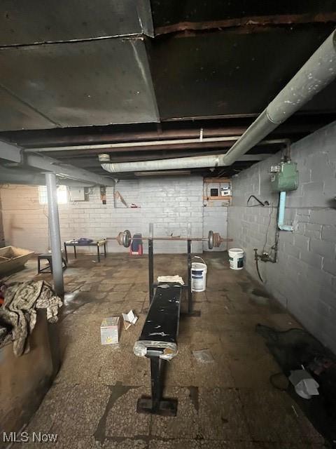 15301 Parkgrove Ave, Cleveland, OH 44110 - photo 24