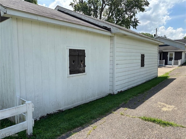 2415 Sycamore Ave, Cambridge, OH 43725 - photo 18