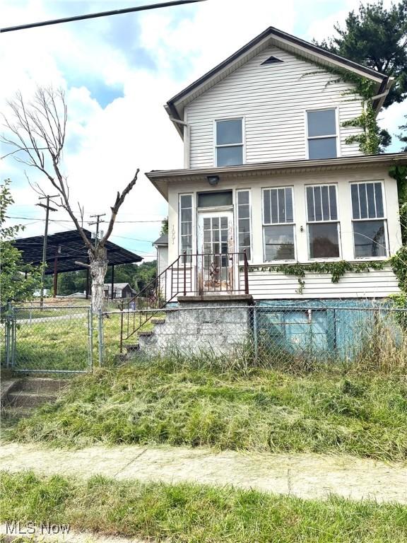 1001 Ambrose, East Liverpool, OH 43920 - photo 1