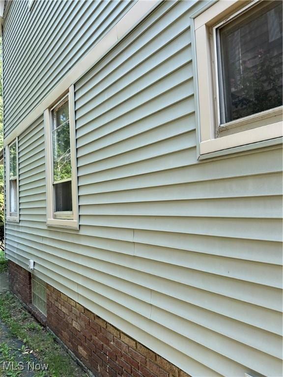 1596 Wood Rd, Cleveland Heights, OH 44121 - photo 4