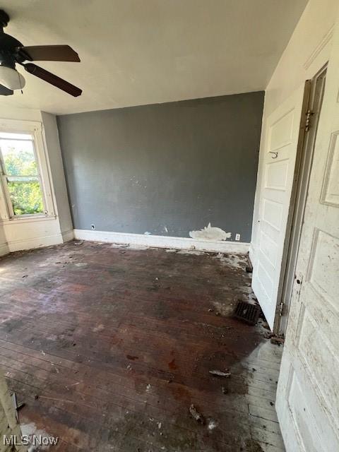 14615 Westropp Ave, Cleveland, OH 44110 - photo 34