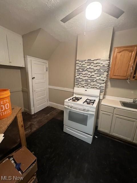 14615 Westropp Ave, Cleveland, OH 44110 - photo 7