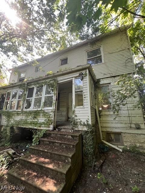 14615 Westropp Ave, Cleveland, OH 44110 - photo 5