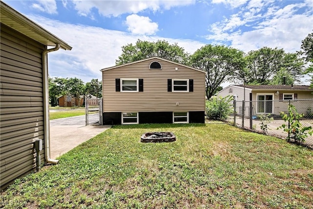 819 Carnegie Ave, Akron, OH 44314 - photo 3