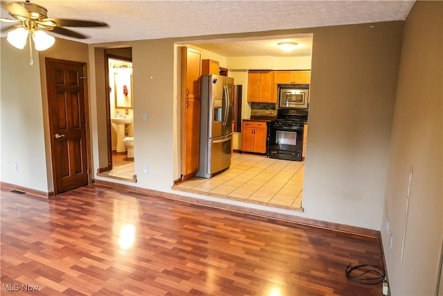 6799 Fry Rd, Middleburg Heights, OH 44130 - photo 13