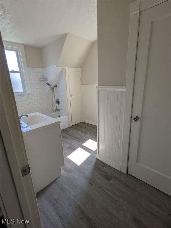 362 E 214th St, Euclid, OH 44123 - photo 14