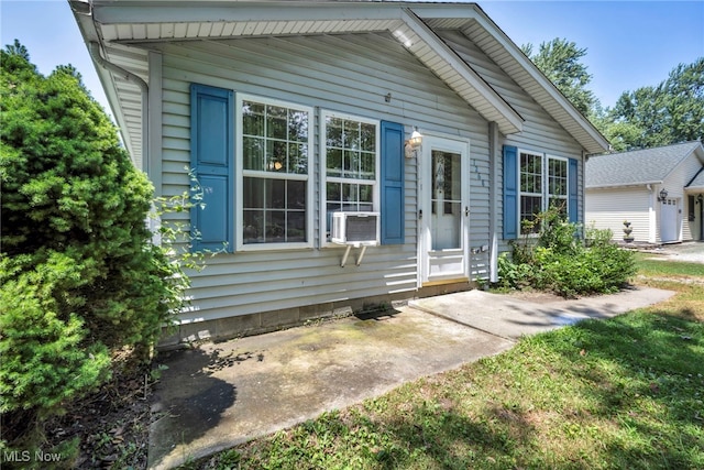 1268 Oxford Dr, Madison, OH 44057 - photo 2