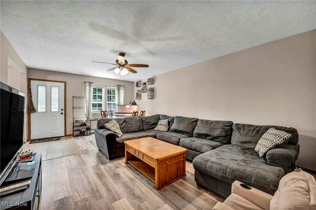 1268 Oxford Dr, Madison, OH 44057 - photo 4