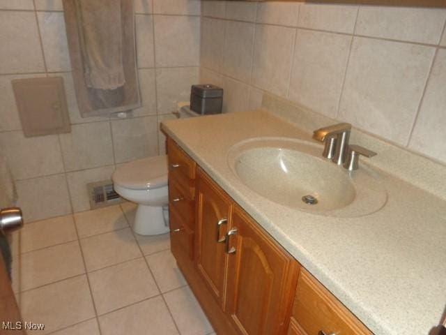 9207 Harrow Dr, Parma, OH 44129 - photo 17