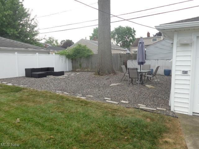 9207 Harrow Dr, Parma, OH 44129 - photo 26
