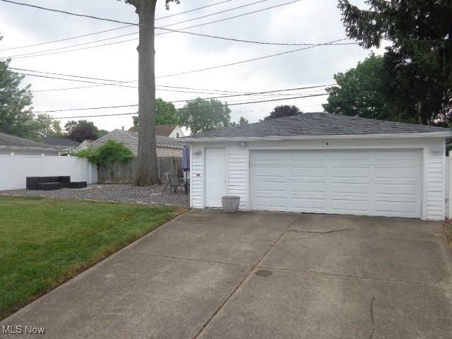 9207 Harrow Dr, Parma, OH 44129 - photo 30