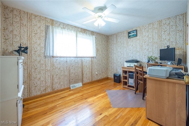 5841 Cantwell Dr, Mayfield Heights, OH 44124 - photo 24