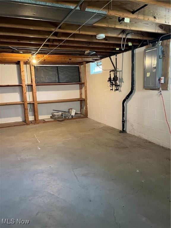 1736 Gladwin Dr, Mayfield Heights, OH 44124 - photo 23