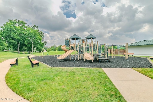 8579 Pine Creek Ln, Northfield, OH 44067 - photo 48