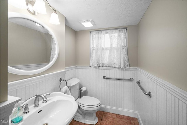 36443 Sunset Dr, Eastlake, OH 44095 - photo 6