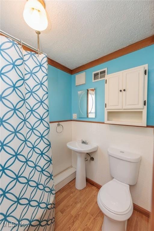 6427 Mackenzie Rd, North Olmsted, OH 44070 - photo 12