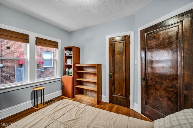 14602 Mitchell Ave, Cleveland, OH 44111 - photo 30