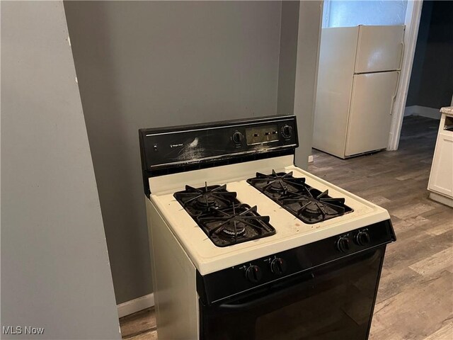 7505 Elton Ave, Cleveland, OH 44102 - photo 15