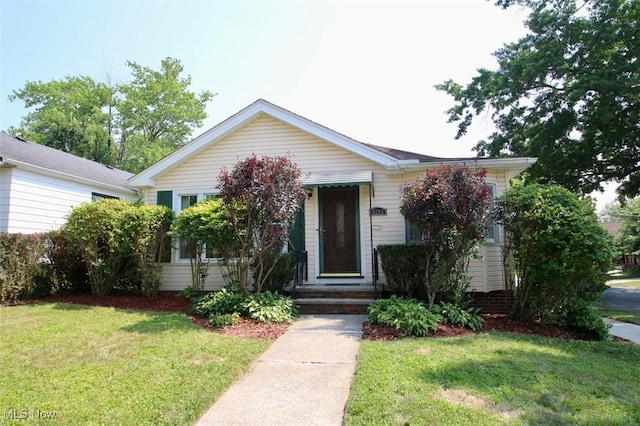 8204 Grand Division Ave, Garfield Heights, OH 44125 - photo 2