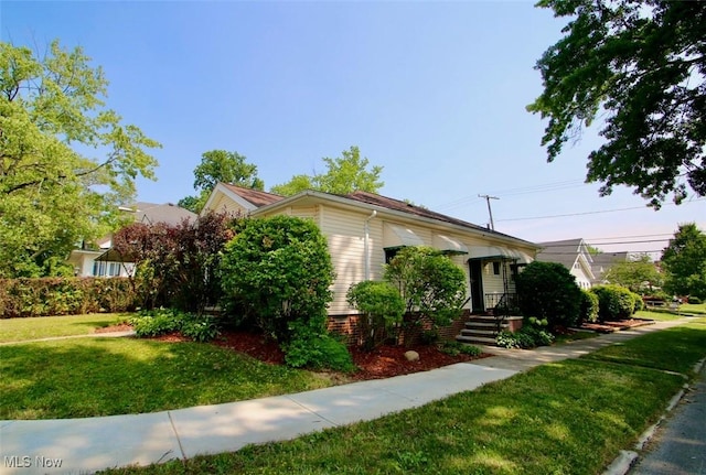 8204 Grand Division Ave, Garfield Heights, OH 44125 - photo 3