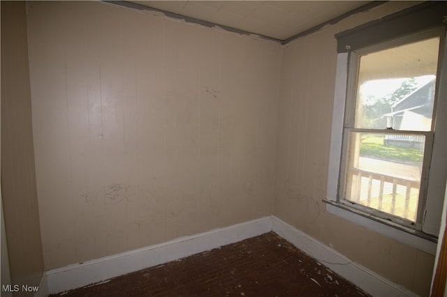 6110 Fullerton Ave, Cleveland, OH 44105 - photo 4
