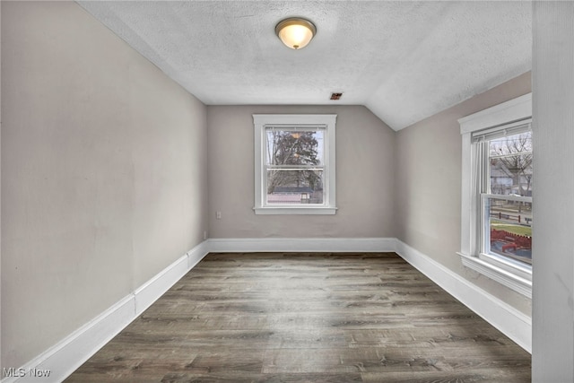 2009 Kenneth Ave, Cleveland, OH 44109 - photo 23