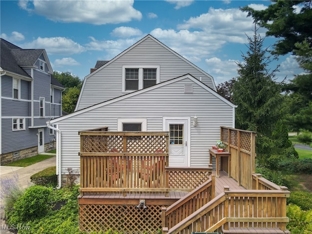 105 S Franklin St, Chagrin Falls, OH 44022 - photo 42