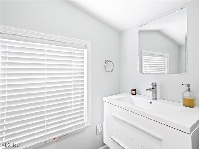 1727 Randall Rd, Cleveland, OH 44113 - photo 29