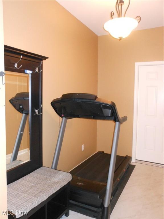 5645 Clingan Rd Unit 18A, Struthers, OH 44471 - photo 35
