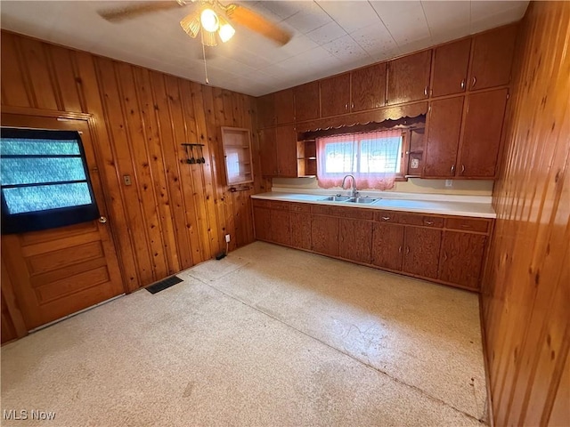 213 E 11th St, Uhrichsville, OH 44683 - photo 16