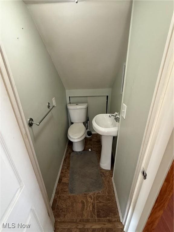 310 39th St, Vienna, WV 26105 - photo 9