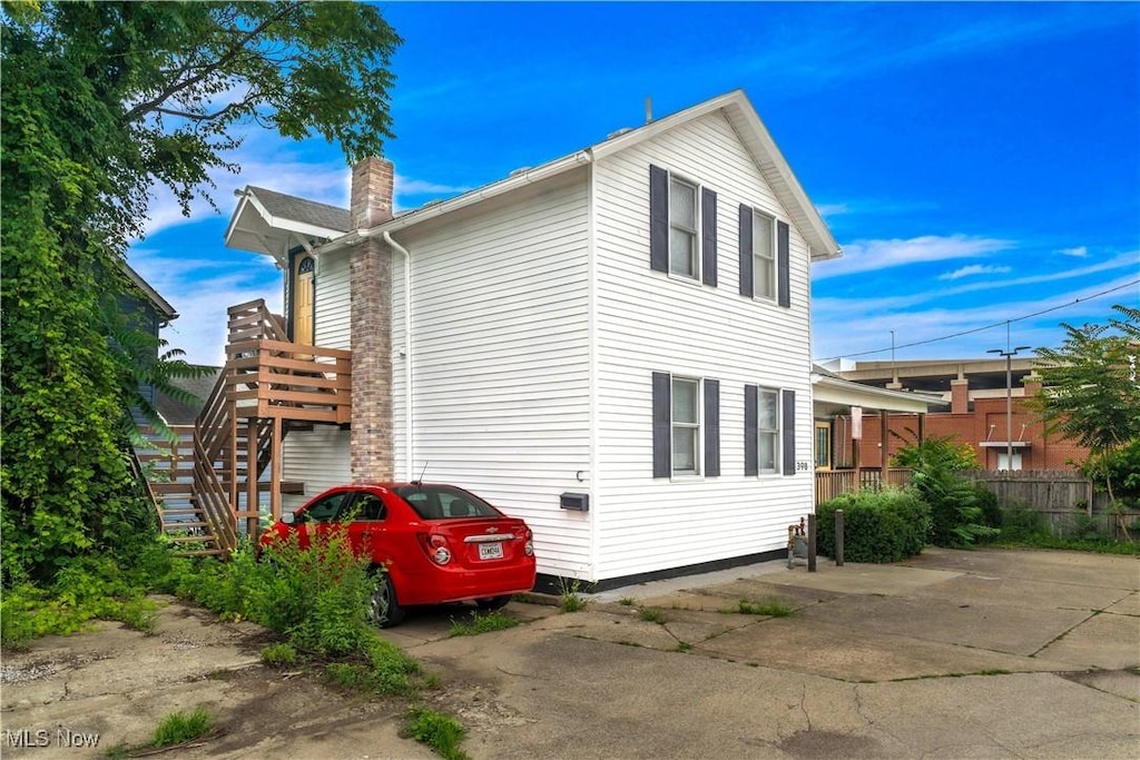 398 Sumner St, Akron, OH 44304 - photo 2