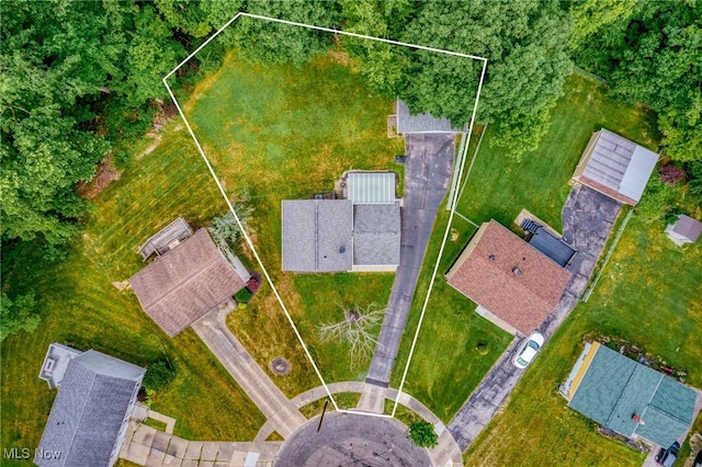 6562 Pau Pau Ct, Bedford Heights, OH 44146 - photo 2