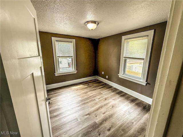 1040 Burkhardt Ave, Akron, OH 44301 - photo 14