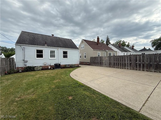 13101 Havana Rd, Garfield Heights, OH 44125 - photo 6