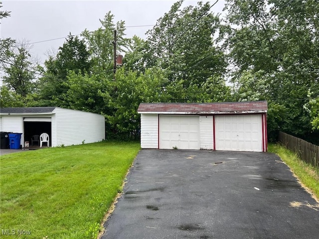3865 Lee Heights Blvd, Cleveland, OH 44128 - photo 4