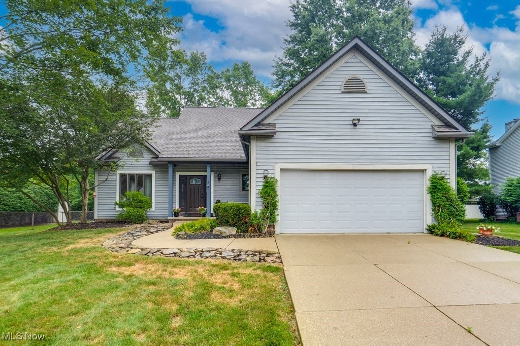4739 Emerald Woods Dr, Stow, OH 44224 - photo 1