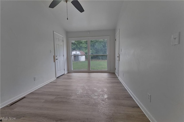 476 Blossom Ave, Campbell, OH 44405 - photo 11