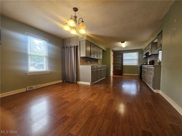 37710 Vine St, Willoughby, OH 44094 - photo 5