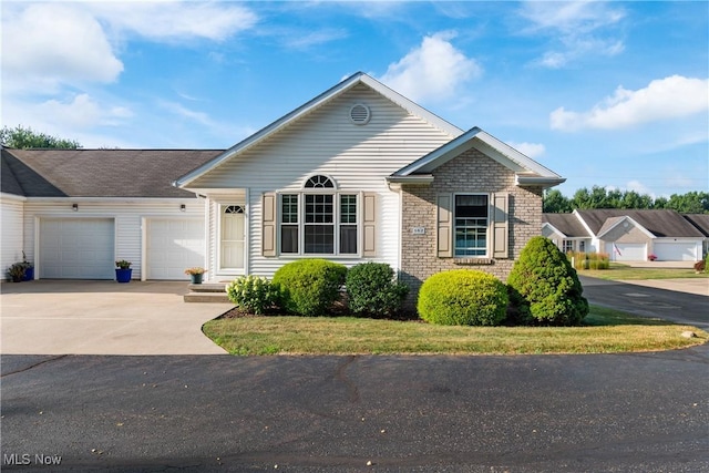 162 Carly Ct, Hartville, OH 44632 - photo 1