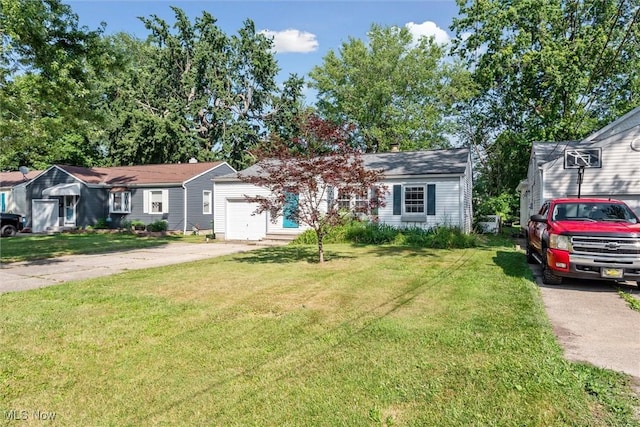 33894 Lawton Ave, Eastlake, OH 44095 - photo 3